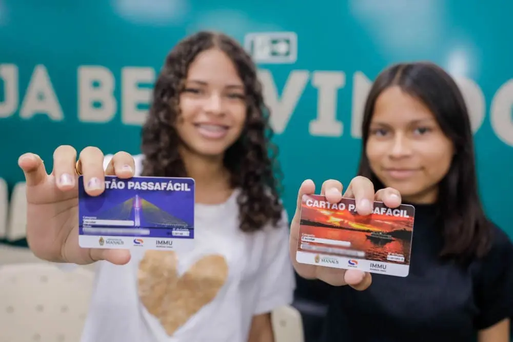 Prefeitura de Manaus garante gratuidade aos alunos da rede pública de ensino na capital