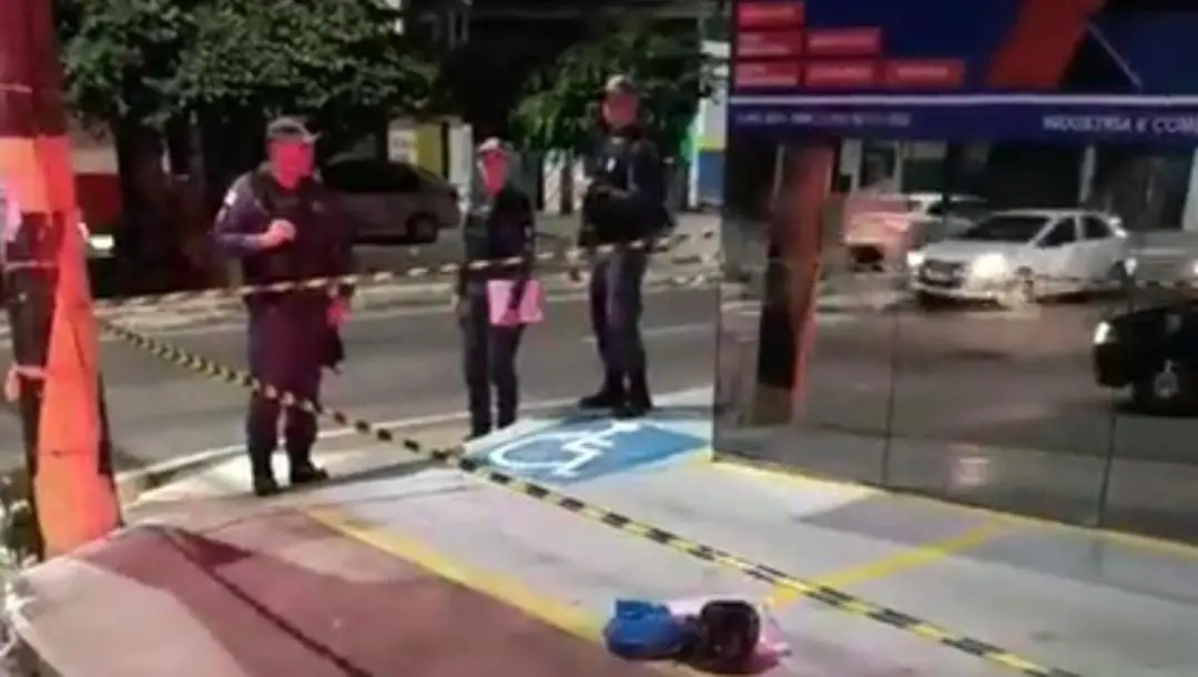 Corp0 de bebê é encontrado em saco plástico