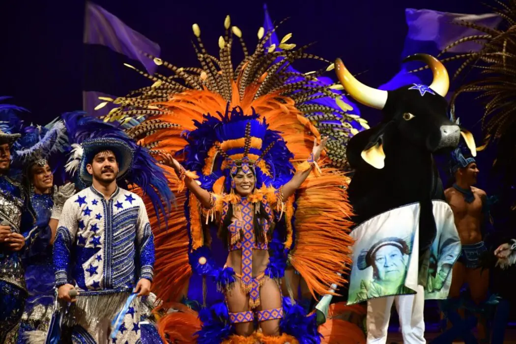 Espetáculo Caprichoso no Teatro Amazonas lança Festival de Parintins, em Manaus