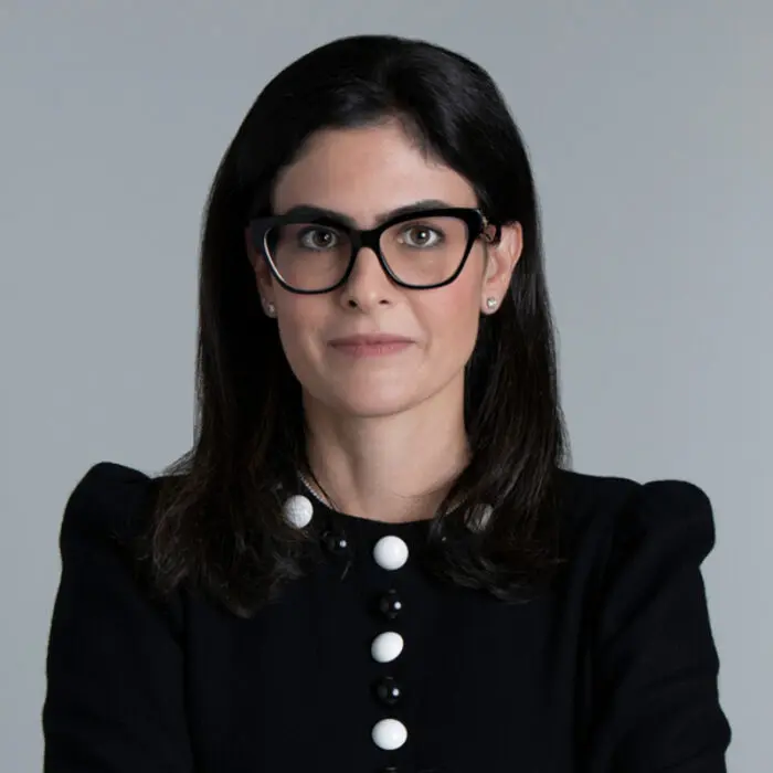 Cinthia Nespoli assume como CEO da Pearson Brasil