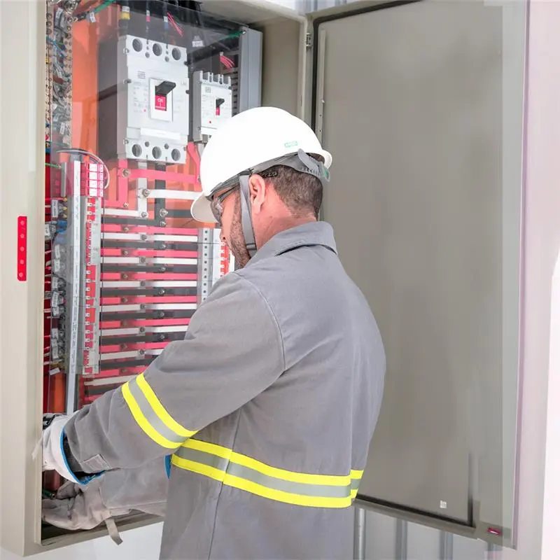 Surtos elétricos causam danos irreversíveis a equipamentos