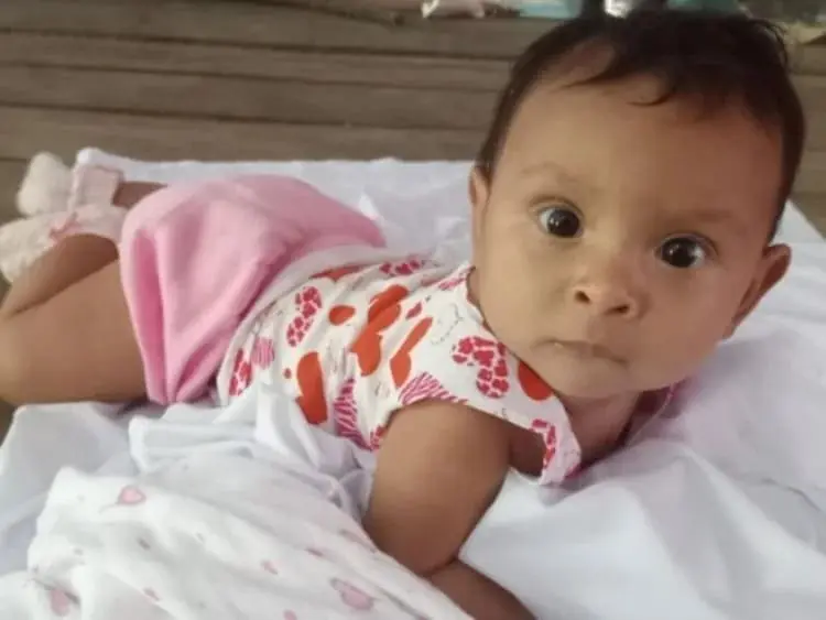 Bebê de 4 meses desaparece após canoa virar no Rio Solimões
