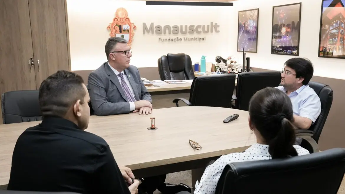 Comissão da CMM visita Manauscult e reforça parceria para fortalecer turismo na capital