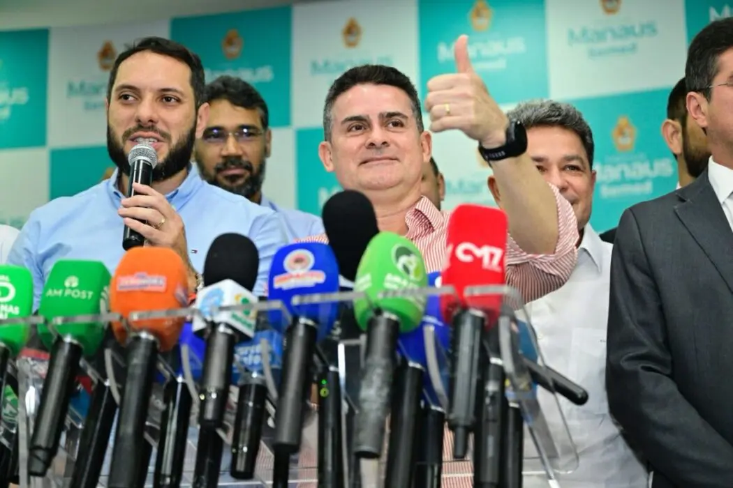 Prefeito David Almeida anuncia pagamento de R$ 8,5 milhões para escolas municipais por meio do Proesc