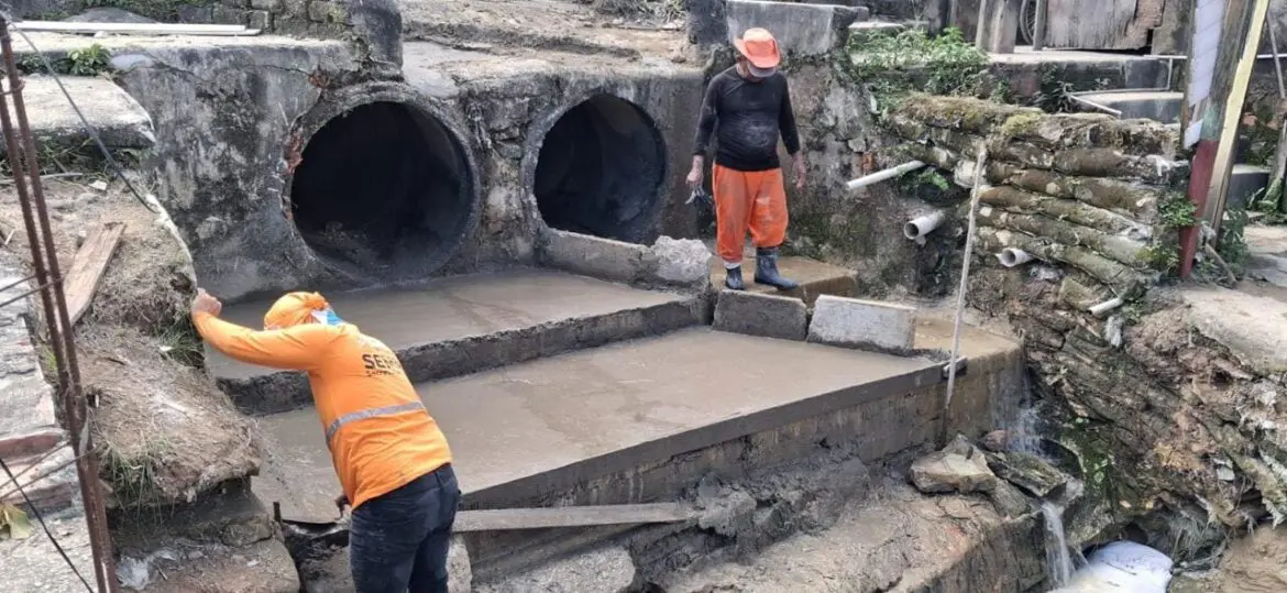 Prefeitura de Manaus atua com diferentes frentes de obras nas zonas Norte e Leste