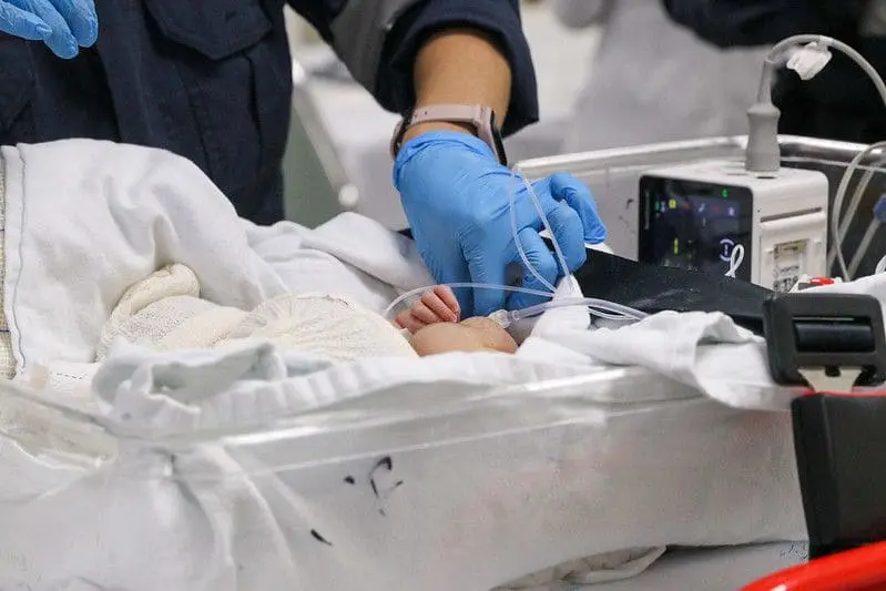 Gêmeas siamesas passam por novos exames de imagem no Hospital Francisca Mendes