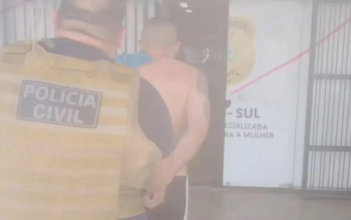 PC-AM prende homem por descumprimento de medida protetiva, les@o corporal e i#júria contra a ex-companheira