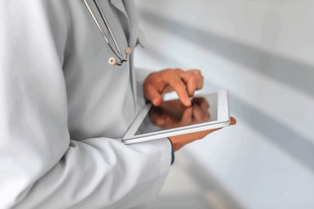 Ambulatório digital ajuda empresas a se adaptarem à NR-01