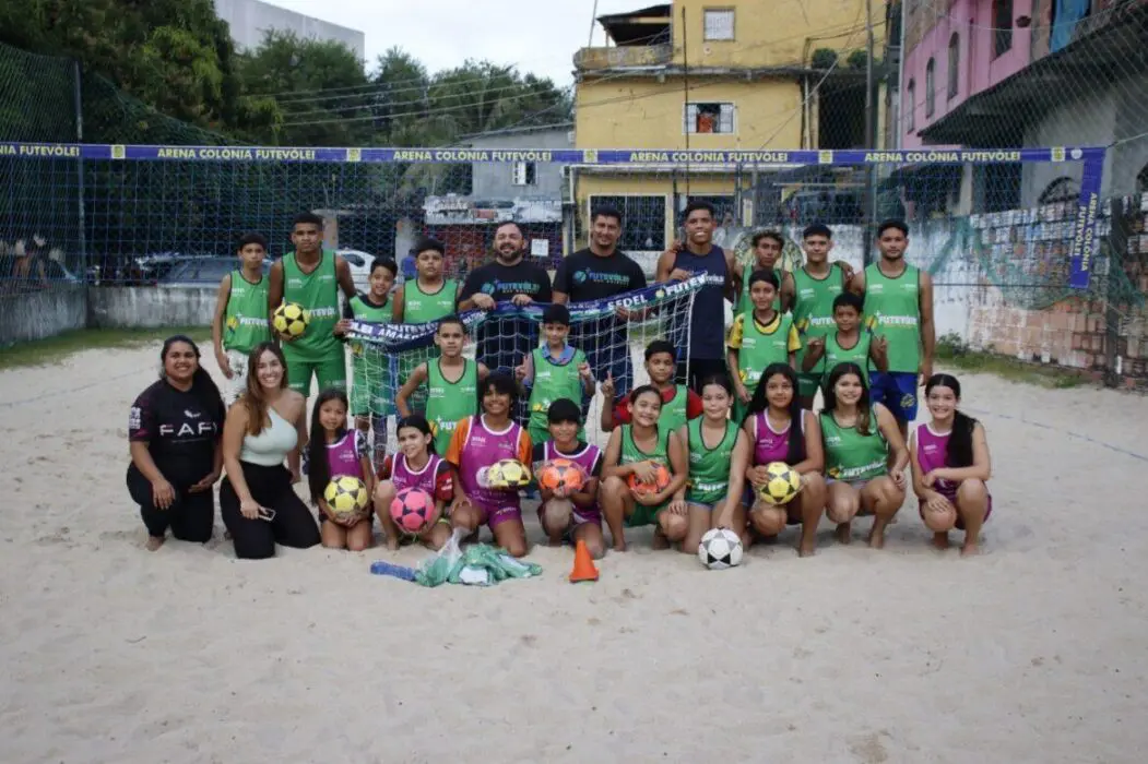 Mais Futevôlei Amazonas leva equipamentos esportivos a núcleos de Manaus