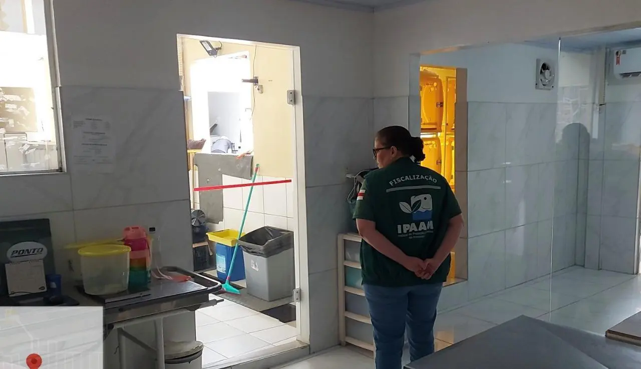 Ipaam orienta sobre o licenciamento obrigatório de clínicas veterinárias no Amazonas