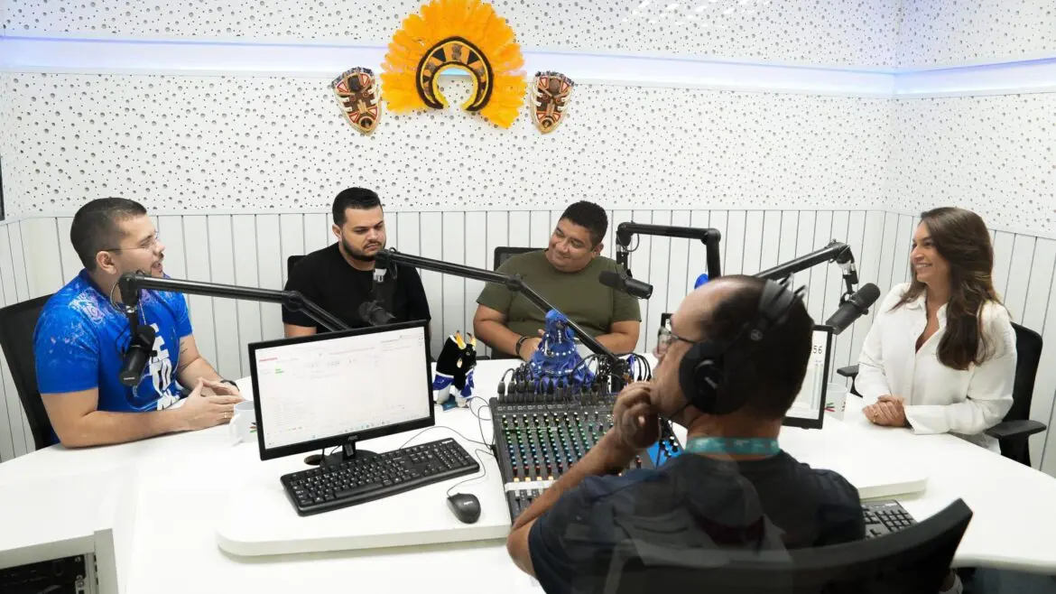 Última edição do programa 'Câmara & Toada' une Caprichoso, Garantido e a memória de Arlindo Júnior