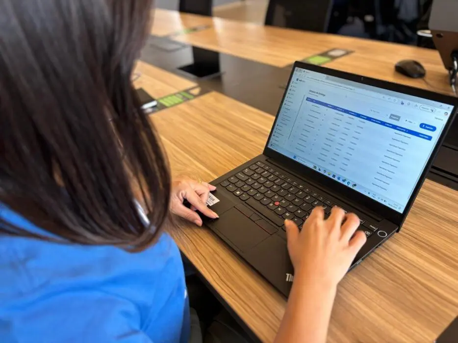 Novo software com IA otimiza gestão de marketplaces