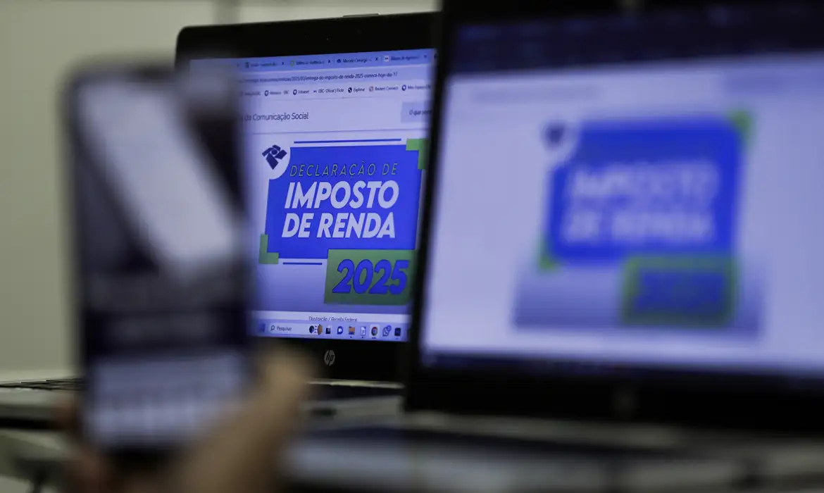 Receita antecipa pagamento do último lote da restituição do IR