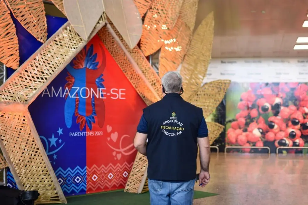 Festival de Parintins 2025: Procon-AM alerta consumidores na compra de passagens aéreas e fluviais para o município
