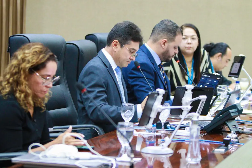 CMM delibera projetos de reajuste salarial para servidores públicos municipais