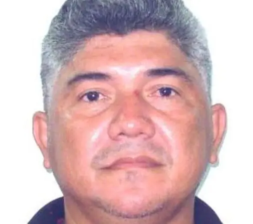 Homem é procurado por matar casal em kitnet no Novo Aleixo