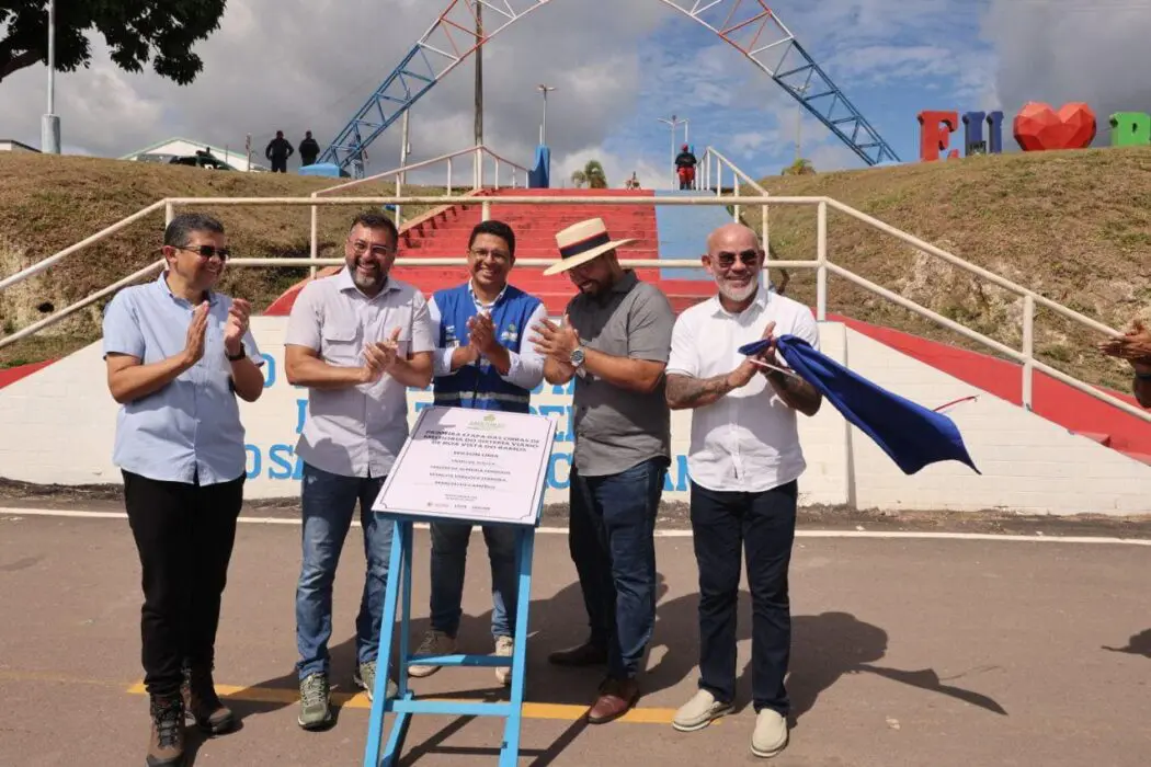 Governador Wilson Lima entrega sistema viário e estádio em Boa Vista do Ramos em agenda por municípios do Baixo Amazonas