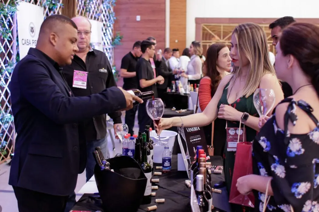 Feira Internacional de Vinhos na Amazônia