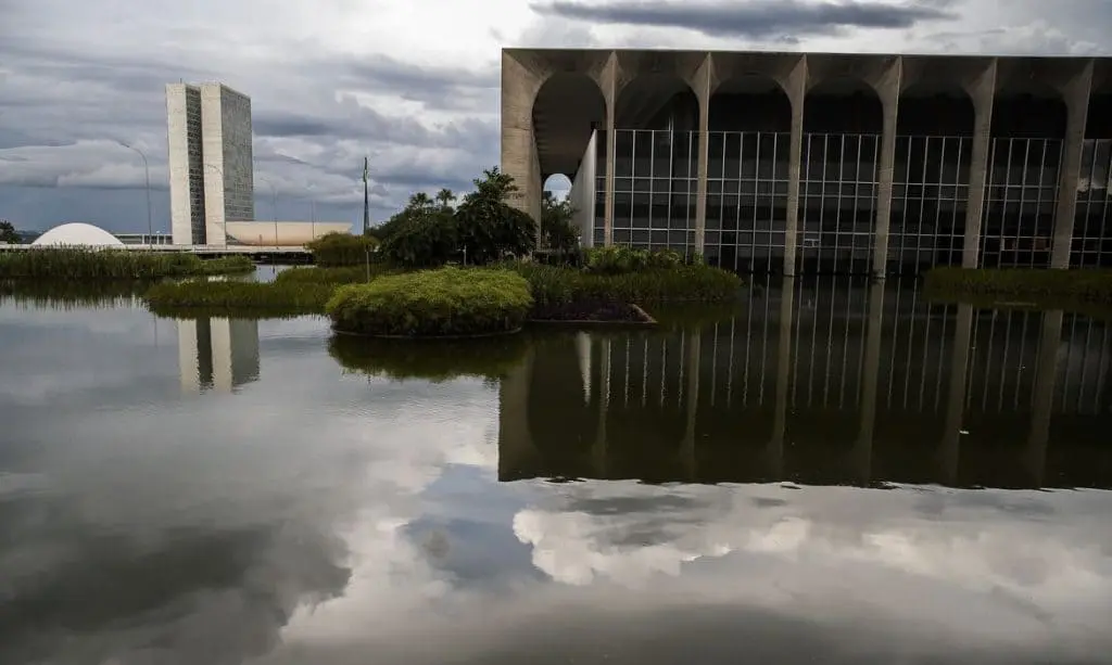 Em carta, governo reforça indignação à imposição de tarifas pelos EUA