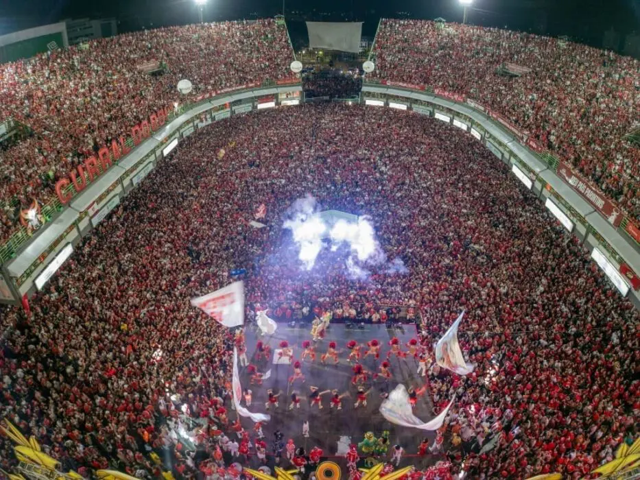 Garantido celebra 33º título com festa no Sambódromo e despedida de item oficial