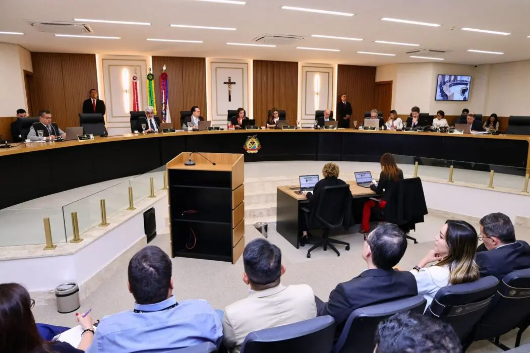 Câmara vota urgência de projeto que reduz benefícios fiscais federais