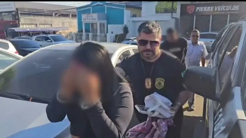 Casal é por tráfico de drogas e associação para o tráfico, no bairro Coroado