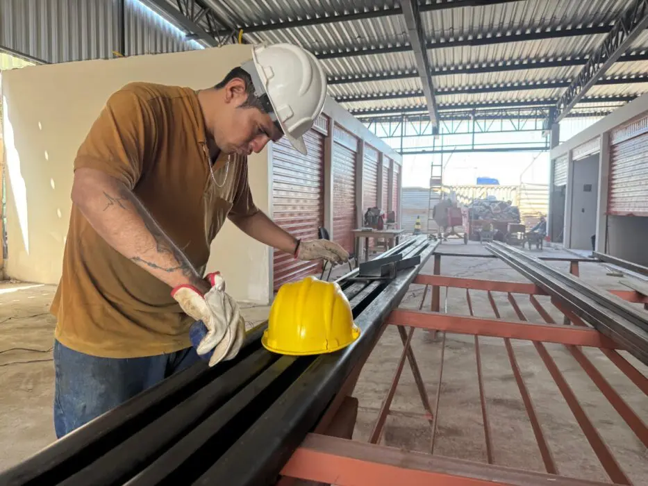 Prefeitura avança na modernização da feira da Manaus Moderna com nova praça de alimentação