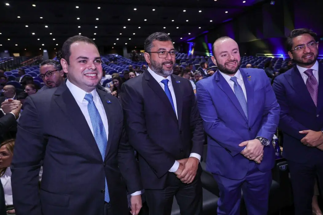 Roberto Cidade celebra a homologação da federação União Progressista, a maior aliança política do país