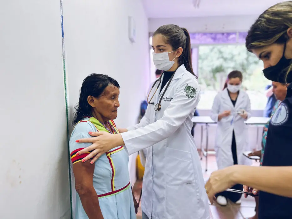 Programa conecta teoria e prática na formação de médicos