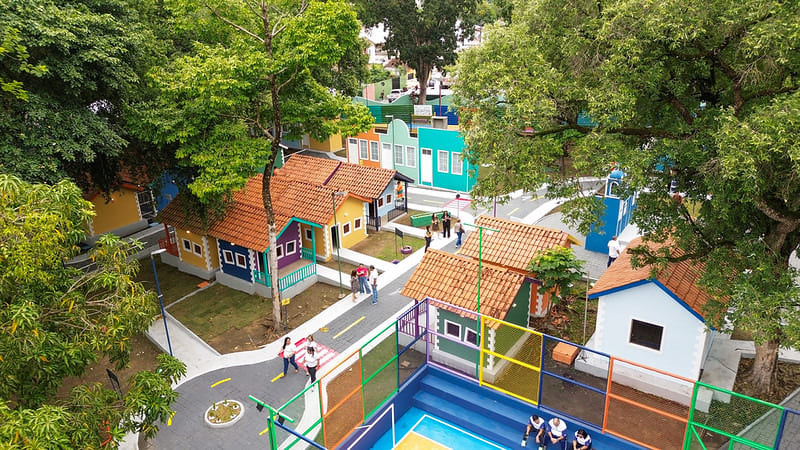 Prefeito David Almeida reabre parque ‘Cidade da Criança’ e anuncia instalação de praça molhada e creche no espaço