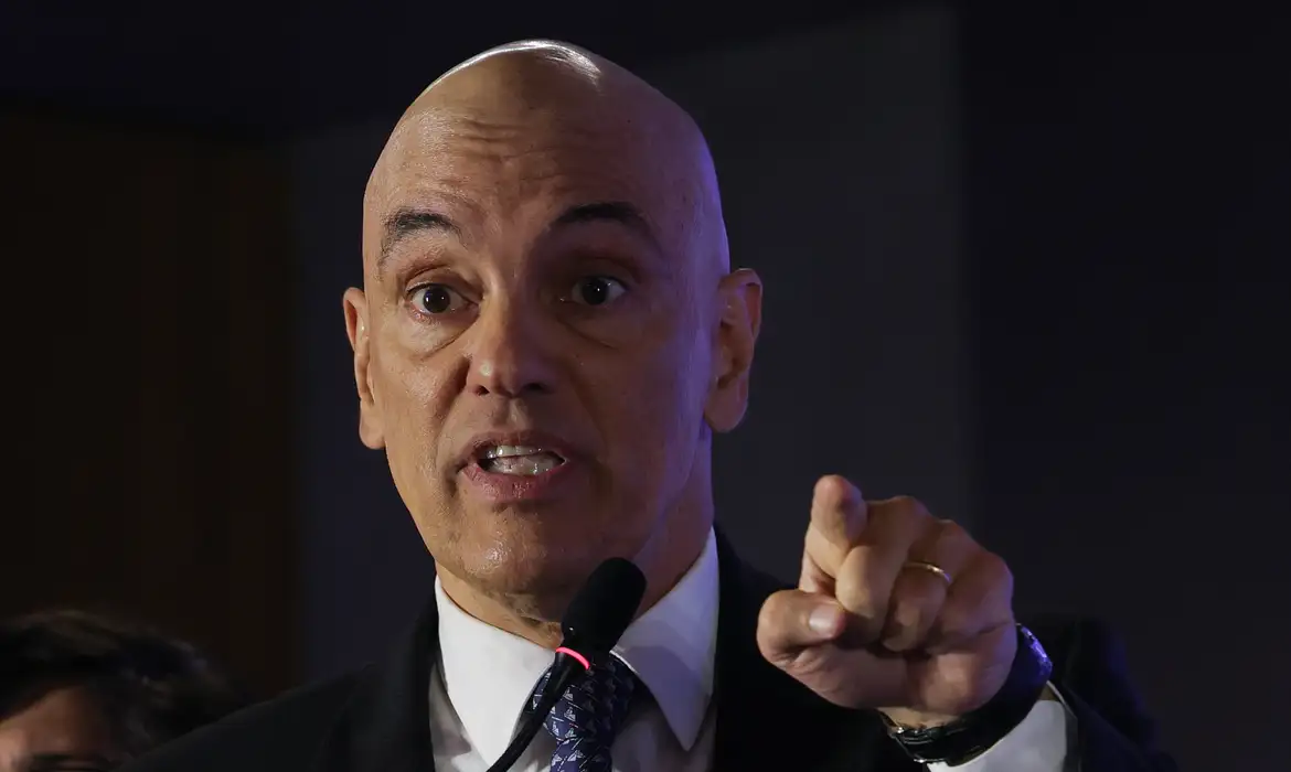 “Verdade prevaleceu”, diz Moraes sobre fim de sanções dos EUA