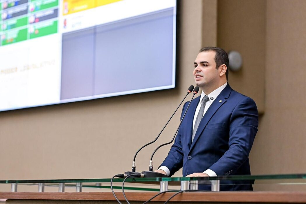 PL de Roberto Cidade que propõe extensão de Plano de Saúde Mental para estudantes da rede privada aguarda sanção governamental