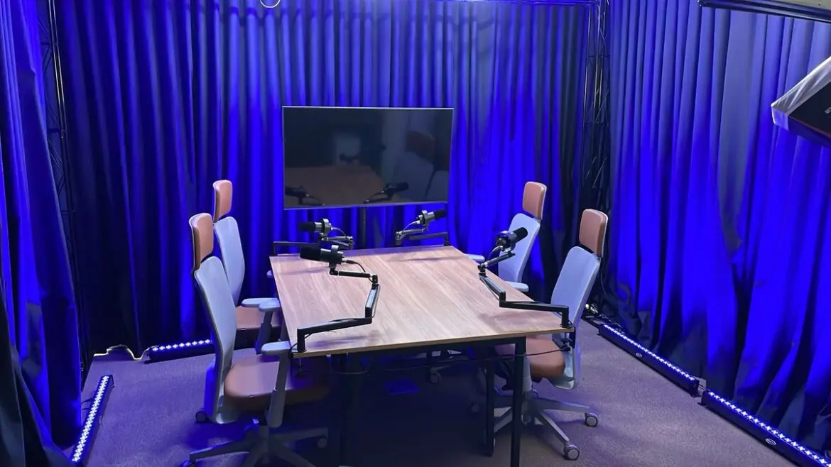 Sindusfarma inaugura estúdios audiovisuais modernos