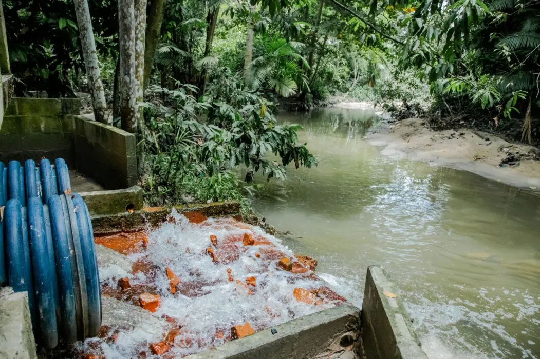 Avanço: coleta e tratamento de esgoto ajudam a construir um futuro mais sustentável em Manaus