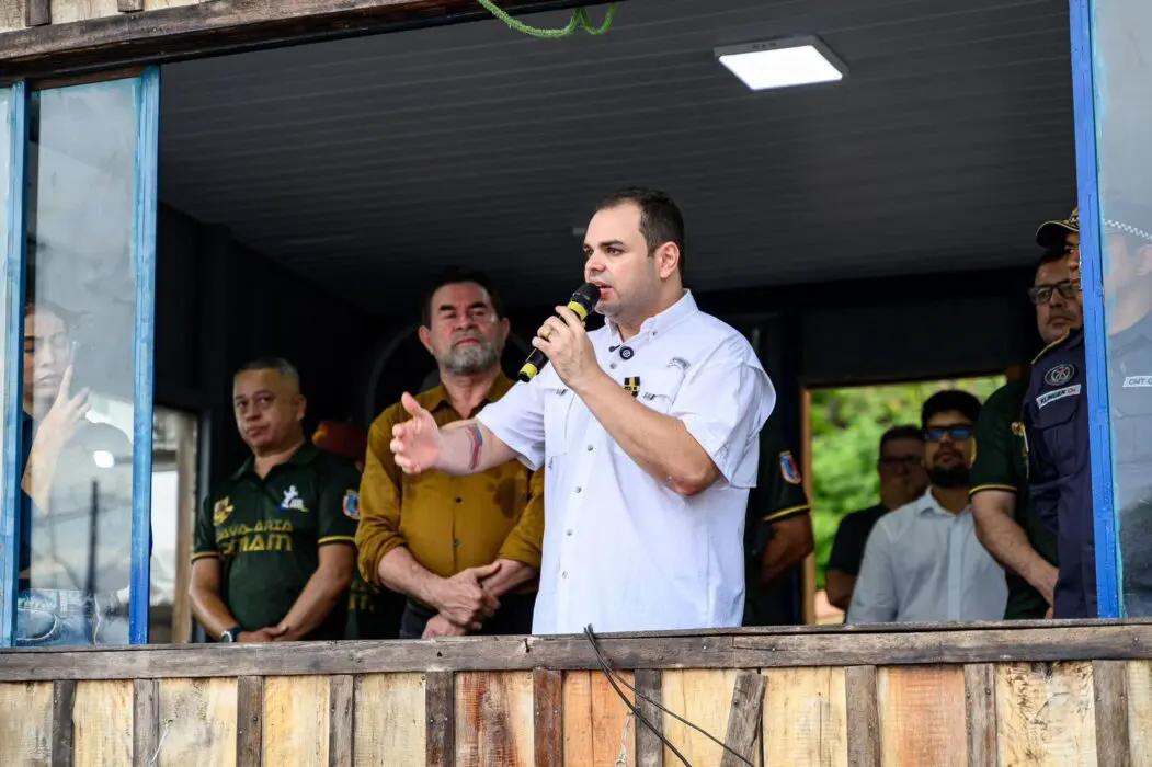 Durante celebração dos 189 anos da PMAM, governador interino Roberto Cidade destaca mais de R$ 1 bilhão em investimentos na segurança pública