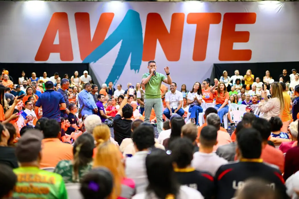 David Almeida reúne mil lideranças, reforça base e acelera expansão política no Amazonas