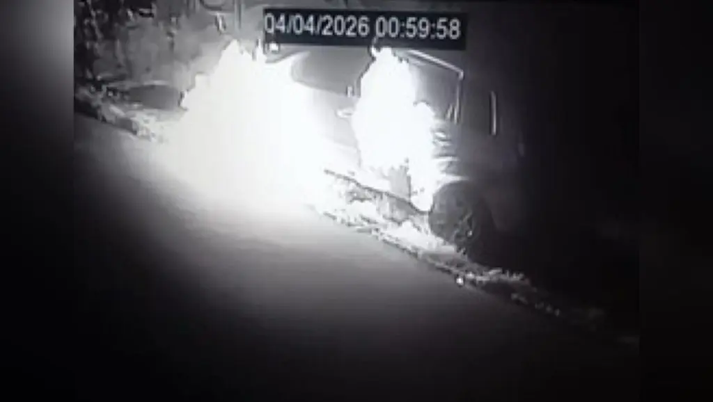 Vídeo: carro de policial é incendiado no Santo Antônio em Manaus