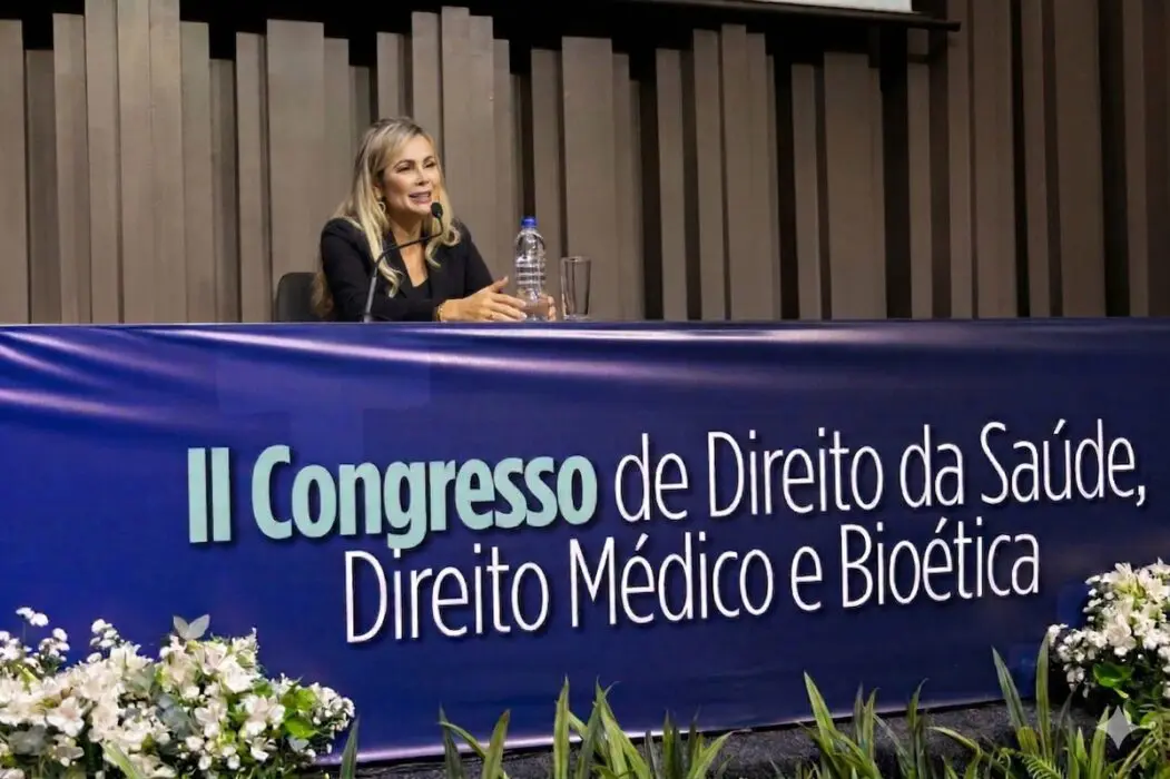 Advogada especialista alerta médicos para riscos na atuação