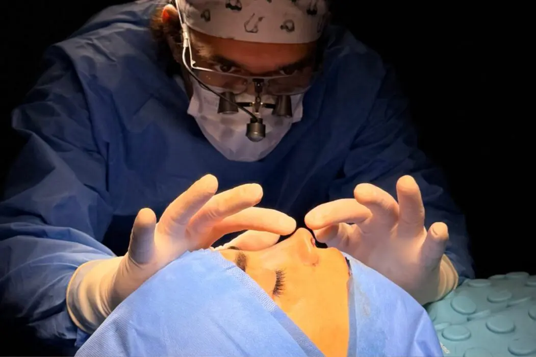 Rinoplastia ultrassônica avança em cirurgias nasais