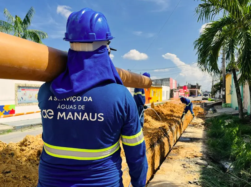 Obra da Águas de Manaus interdita temporáriamente trecho da avenida Coronel Teixeira