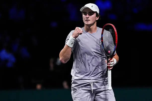 João Fonseca reencontra Jesper de Jong na 2ª rodada de Wimbledon
