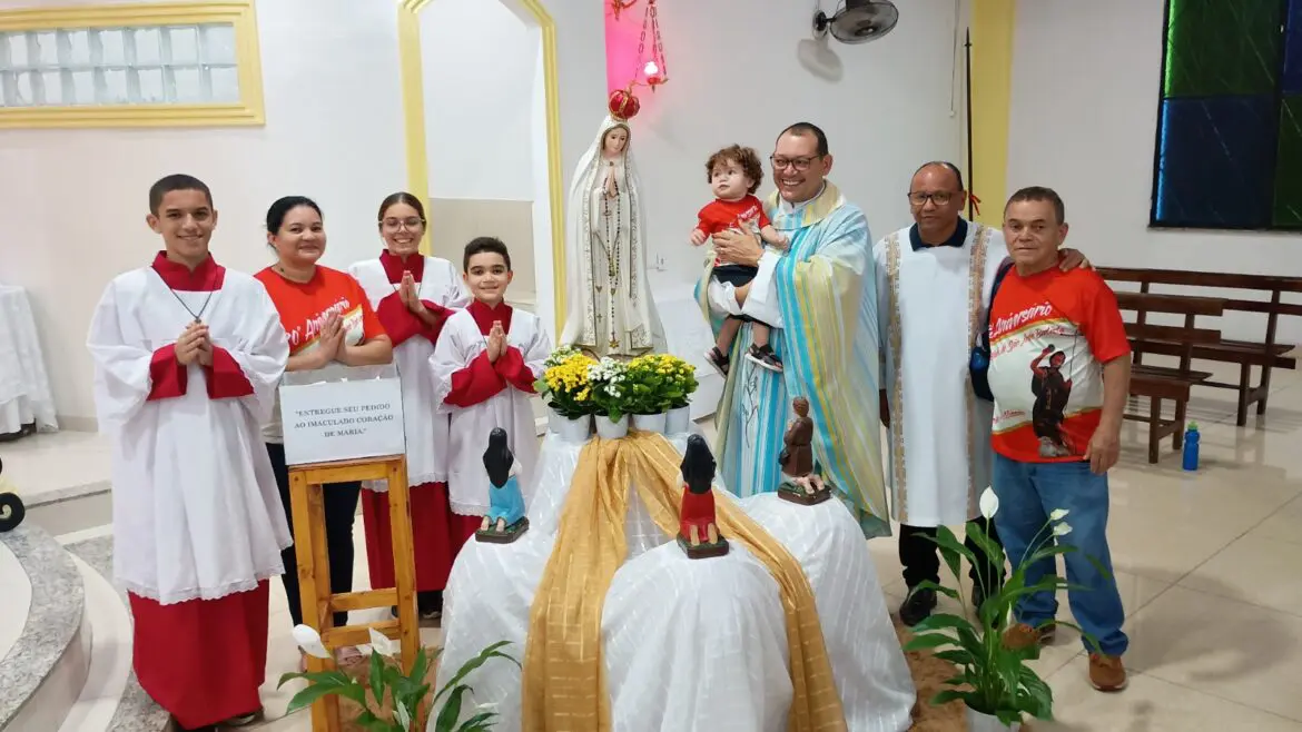 Comunidade Nossa Senhora de Fátima realiza programação religiosa e arraial na zona Norte de Manaus