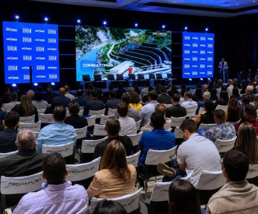 Encontro do Sindenergia-MT reúne mais de 1,2 mil