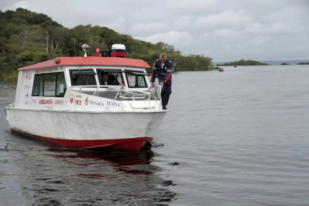 Ambulancha do Samu é furtada por bandidos no porto do São Raimundo