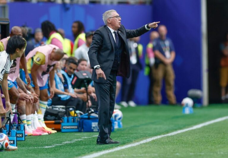 Anime famoso e trocas de Ancelotti pautam repercussão da vitória