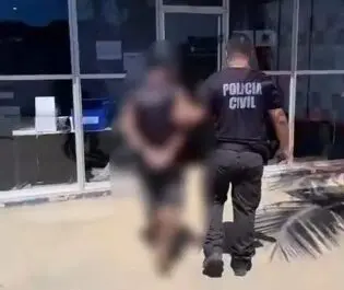 Homem é preso por porte ilegal de arma de fogo e tráfico de drogas, em Urucurituba