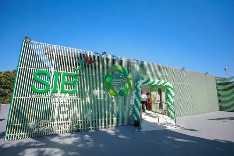UEA ganha nova Biblioteca Central e governador Roberto Cidade reforça investimentos na expansão da universidade
