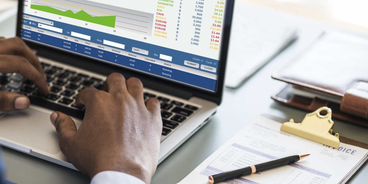 Empresas têm menos de um mês para evitar bloqueio na emissão de notas fiscais