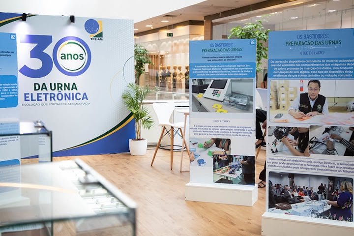 Exposição celebra os 30 anos da urna eletrônica e convida público a conhecer a evolução da votação no Brasil
