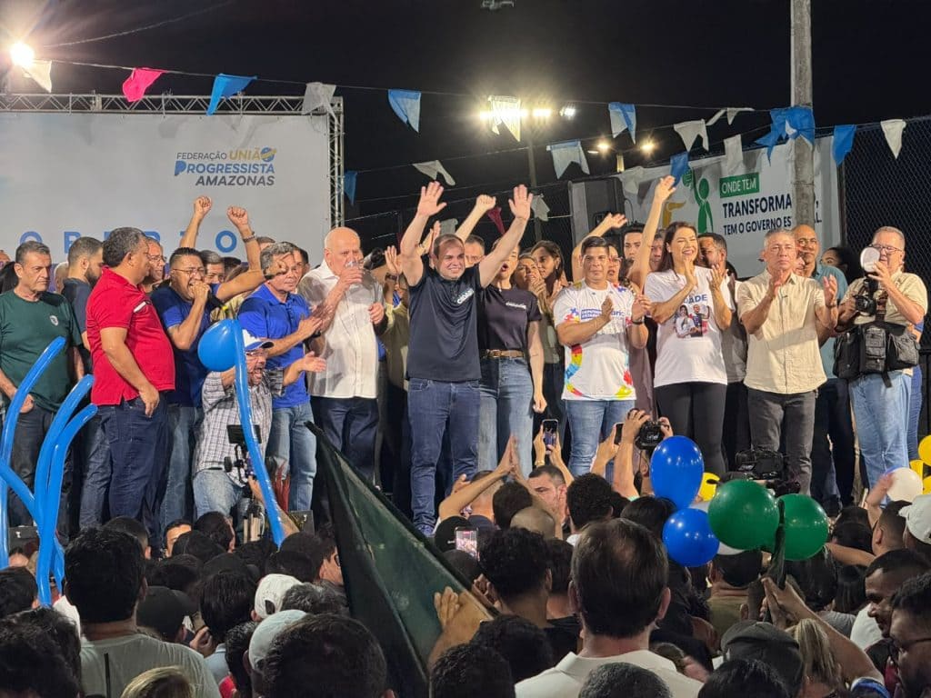 Roberto Cidade reúne apoiadores em Manaus e reforça discurso contra “velha política”